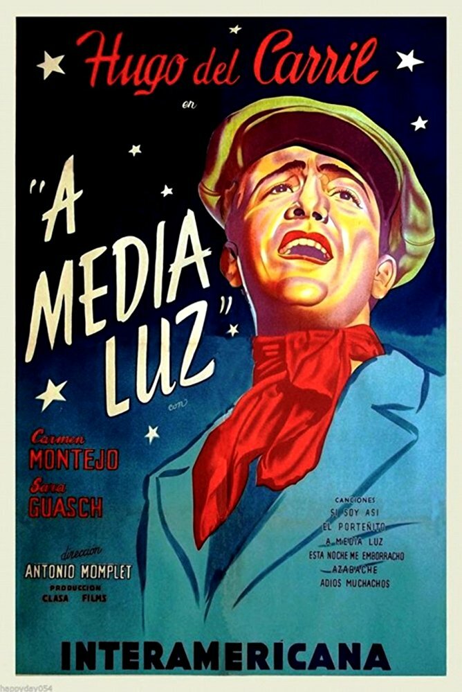 A media luz (1947) постер